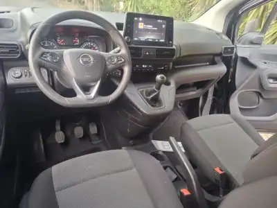 Opel Combo 2020 - 19250 EUR, 79784 km - AUTO.MOTO.pt - 79784km - foto 13 de 21