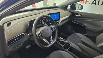 Volkswagen ID.4 2023 - 30900 EUR, 41548 km - foto 6 de 53