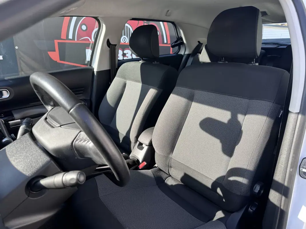 Citroën C4 Cactus 2020 - 11900 EUR, 150000 km - AUTO.MOTO.pt - 150000km - foto 26 de 37