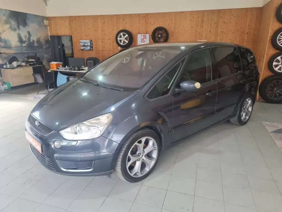 Ford S-Max 2007 - 7900 EUR, 283000 km - AUTO.MOTO.pt - 283000km - foto 6 de 22