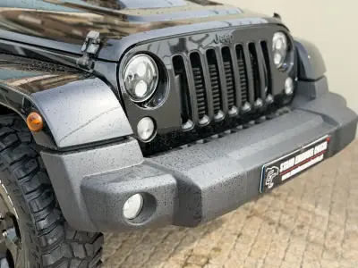 Jeep Wrangler Unlimited 2016 - 48000 EUR, 158000 km - AUTO.MOTO.pt - 158000km - foto 3 de 14