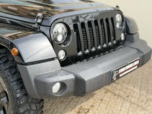 Jeep Wrangler Unlimited 2016 - 48000 EUR, 158000 km - AUTO.MOTO.pt - 158000km - foto 3 de 14
