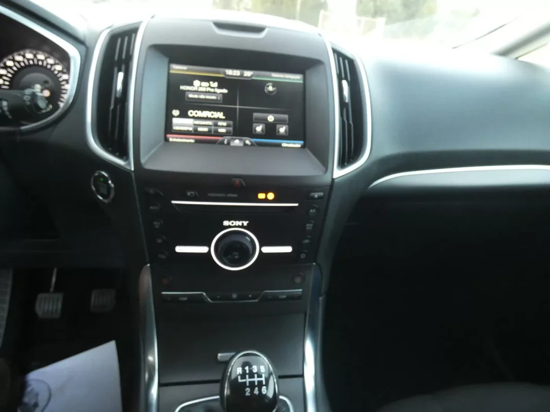 Ford S-Max 2016 - 18750 EUR, 199000 km - AUTO.MOTO.pt - 199000km - foto 16 de 25