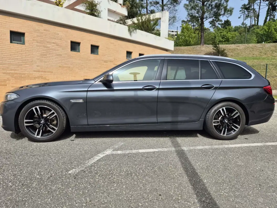 BMW 520 2017 - 20480 EUR, 135000 km - AUTO.MOTO.pt - 135000km - foto 1 de 13