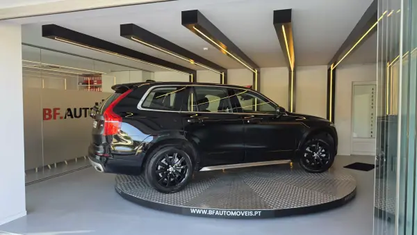 Volvo XC 90 2016 - 27900 EUR, 185393 km - AUTO.MOTO.pt - 185393km - foto 7 de 58
