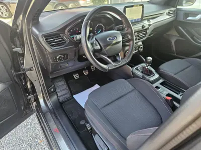 Ford Focus SW 2019 - 13800 EUR, 115000 km - AUTO.MOTO.pt - 115000km - foto 10 de 54
