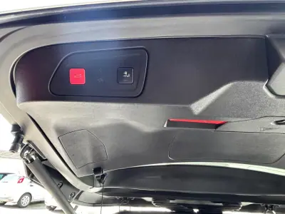 Citroën C5 Aircross 2019 - 18900 EUR, 162000 km - AUTO.MOTO.pt - 162000km - foto 25 de 28