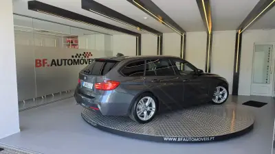 BMW 318 2013 - 18900 EUR, 160296 km - AUTO.MOTO.pt - 160296km - foto 4 de 59