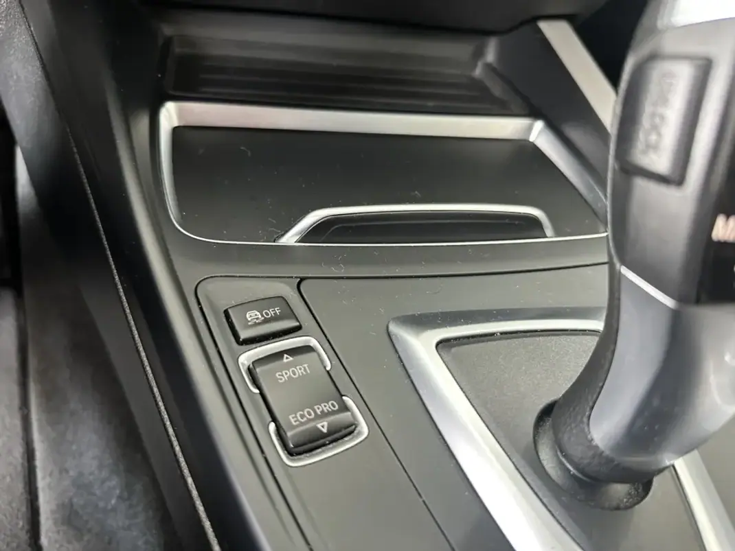 BMW 120 2018 - 18990 EUR, 240164 km - 240164km - foto 23 de 29