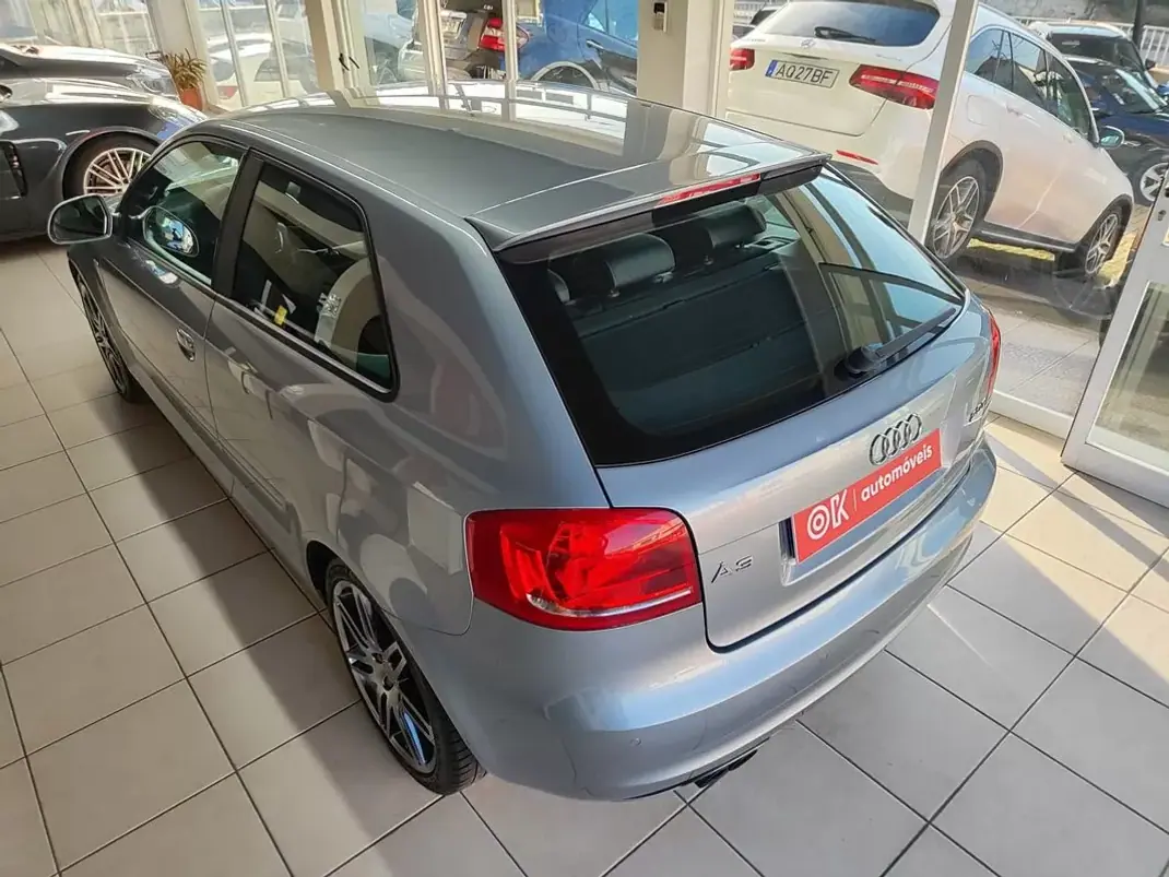 Audi A3 2010 - 10350 EUR, 259000 km - AUTO.MOTO.pt - 259000km - foto 8 de 31