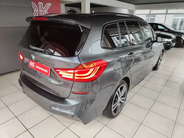 BMW 218 Gran Tourer 2015 - 17250 EUR, 190800 km - AUTO.MOTO.pt - 190800km - foto 9 de 35