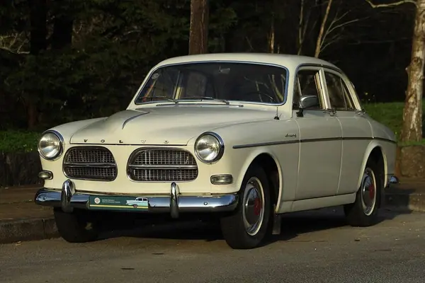 Volvo Amazon 122 S P1200V 1958 Gasolina — 98 000 km · Porto Volvo Amazon 122 S P1200V 1958 Gasolina