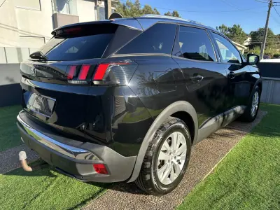 Peugeot 3008 2019 - 14900 EUR, 190000 km - 190000km - foto 12 de 64