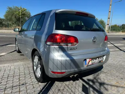 Volkswagen Golf 2009 - 10900 EUR, 161468 km - AUTO.MOTO.pt - 161468km - foto 3 de 25