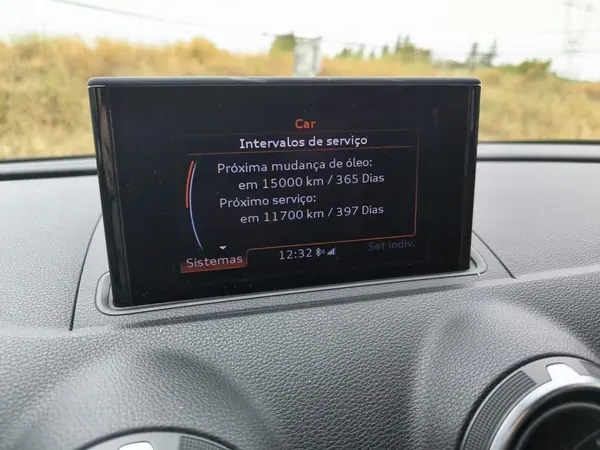 Audi A3 Sportback 2013 - 14950 EUR, 255105 km - AUTO.MOTO.pt - 255105km - foto 36 de 60