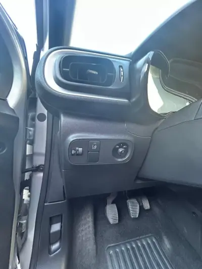 Citroën C3 2017 - 11500 EUR, 165370 km - 165370km - foto 9 de 19
