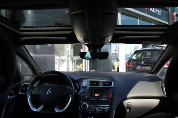 DS DS5 2016 - 14440 EUR, 153500 km - AUTO.MOTO.pt - 153500km - foto 14 de 34