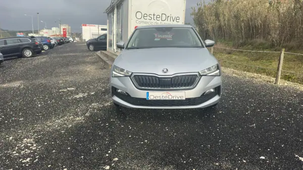 Skoda Scala 2022 - 13490 EUR, 106000 km - AUTO.MOTO.pt - 106000km - foto 2 de 18