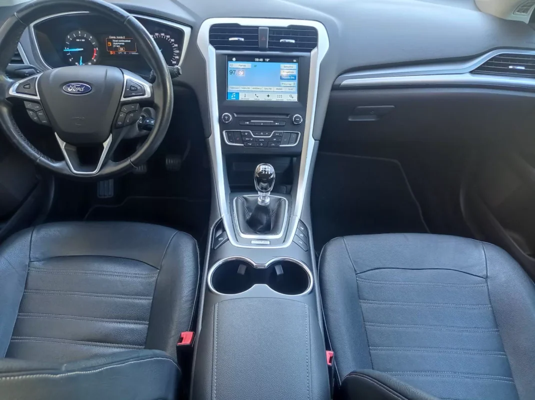 Ford Mondeo 2017 - 12490 EUR, 173000 km - AUTO.MOTO.pt - 173000km - foto 10 de 17