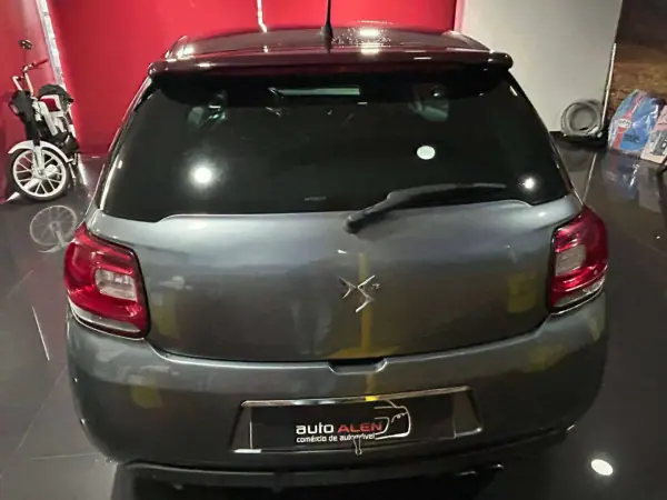 Citroën DS3 2010 - 7000 EUR, 287000 km - AUTO.MOTO.pt - 287000km - foto 8 de 13