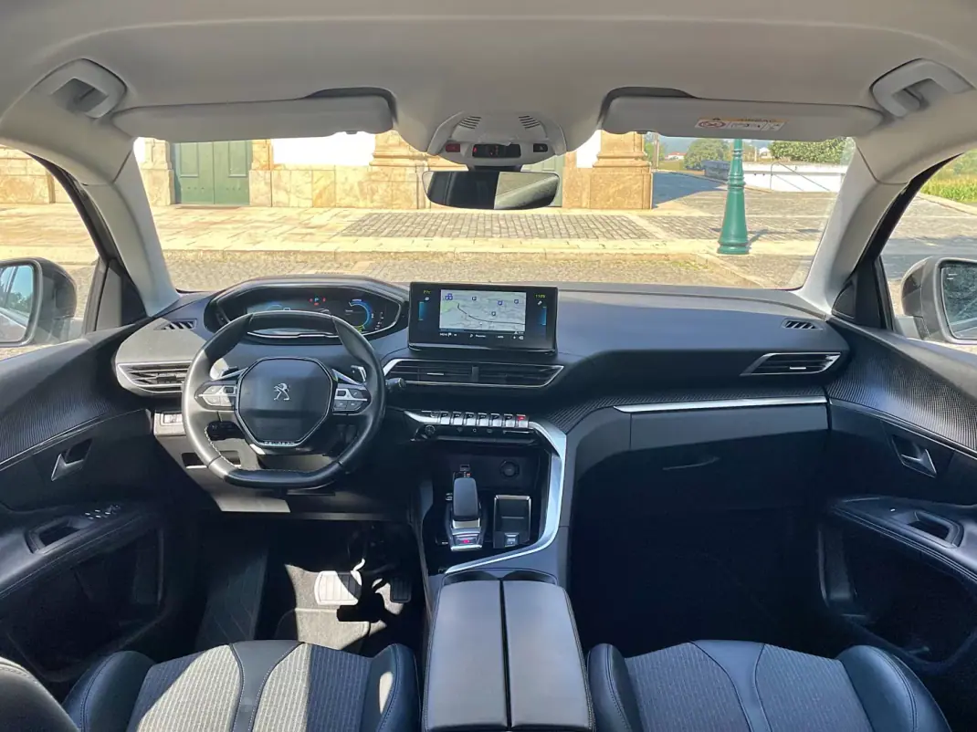 Peugeot 3008 2022 - 22900 EUR, 46000 km - 46000km - foto 19 de 37