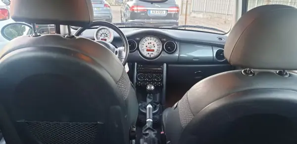MINI Cooper 2003 - 6490 EUR, 188755 km - AUTO.MOTO.pt - 188755km - foto 10 de 20