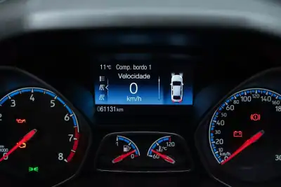 Ford Focus 2016 - 42950 EUR, 61000 km - AUTO.MOTO.pt - 61000km - foto 30 de 49