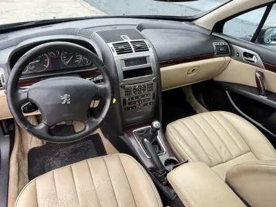 Peugeot 407 SW 2006 - 2990 EUR, 330000 km - AUTO.MOTO.pt - 330000km - foto 10 de 27