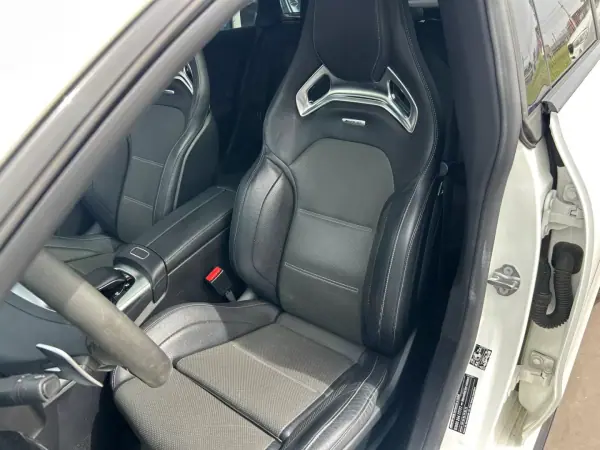 Mercedes-Benz CLA 45 AMG 2020 - 58947 EUR, 58500 km - AUTO.MOTO.pt - 58500km - foto 13 de 26
