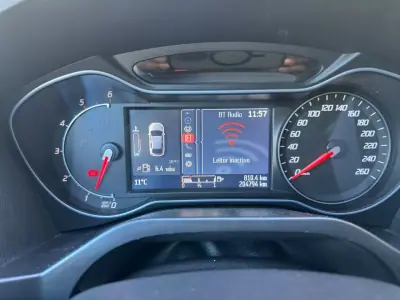 Ford S-Max 2012 — foto 4 de 5