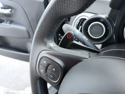 Abarth 595 2018 - 19750 EUR, 60400 km - AUTO.MOTO.pt - 60400km - foto 9 de 40