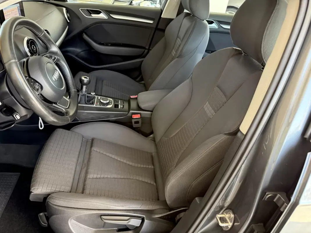 Audi A3 Sportback 2016 - 16000 EUR, 158000 km - AUTO.MOTO.pt - 158000km - foto 44 de 94