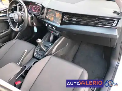 Audi A1 Sportback 2019 - 18950 EUR, 69000 km - AUTO.MOTO.pt - 69000km - foto 27 de 31