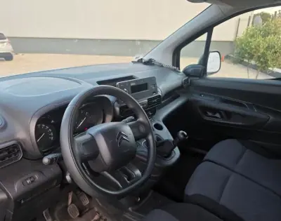 Citroën 2020 - 16990 EUR, 94349 km - AUTO.MOTO.pt - 94349km - foto 3 de 15