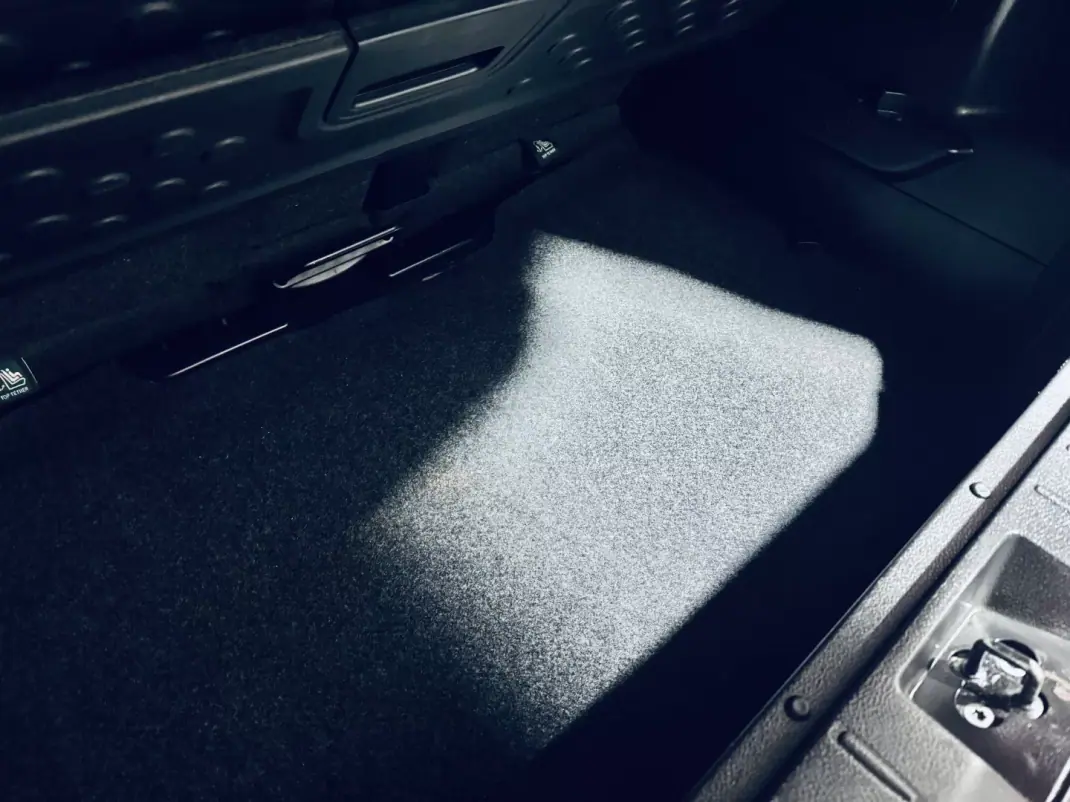 Nissan Note 2008 - 4990 EUR, 261688 km - AUTO.MOTO.pt - 261688km - foto 12 de 28