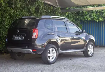Dacia Duster 2011 - 10750 EUR, 149000 km - AUTO.MOTO.pt - 149000km - foto 8 de 15