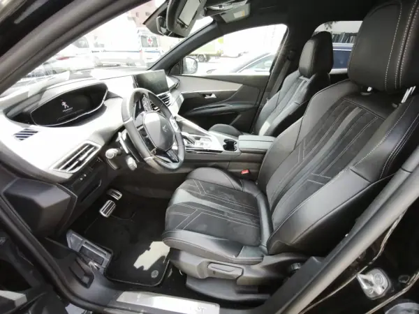 Peugeot 3008 2021 - 25600 EUR, 55789 km - AUTO.MOTO.pt - 55789km - foto 8 de 23