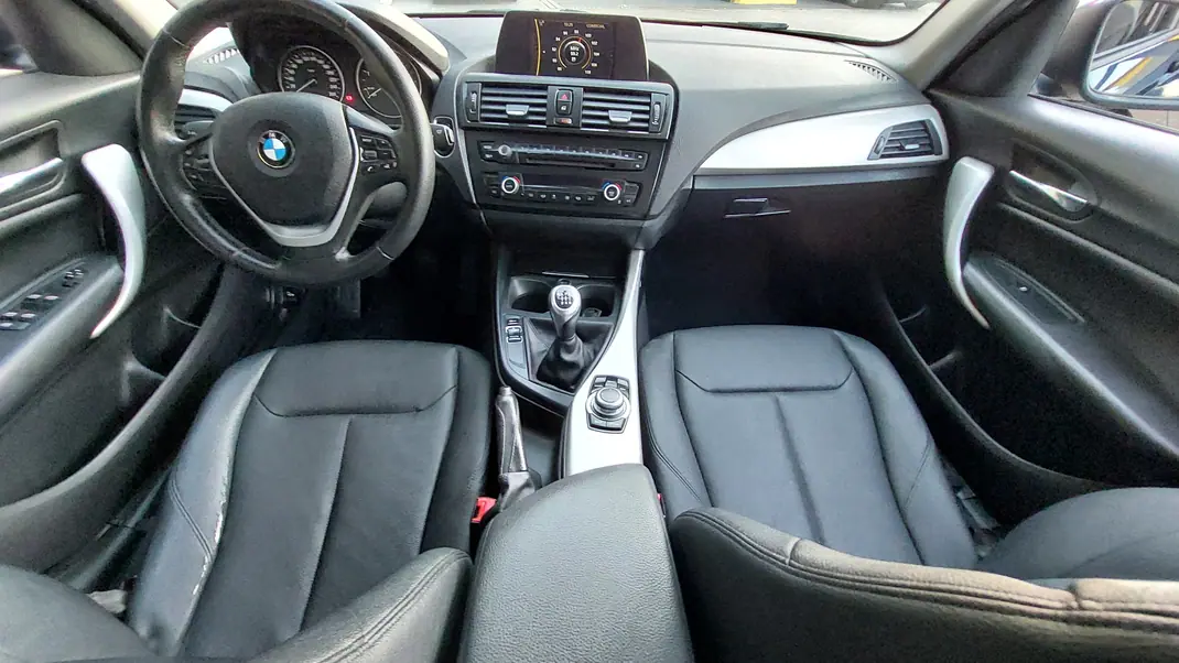 BMW 116 2013 - 8500 EUR, 239000 km - AUTO.MOTO.pt - 239000km - foto 10 de 15
