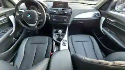 BMW 116 2013 - 8500 EUR, 239000 km - AUTO.MOTO.pt - 239000km - foto 10 de 15