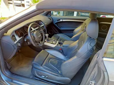 Audi A5 Cabrio 2016 - 26500 EUR, 115025 km - AUTO.MOTO.pt - 115025km - foto 9 de 22