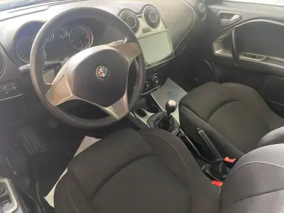 Alfa Romeo MiTo 2011 - 5750 EUR, 199500 km - AUTO.MOTO.pt - 199500km - foto 4 de 7
