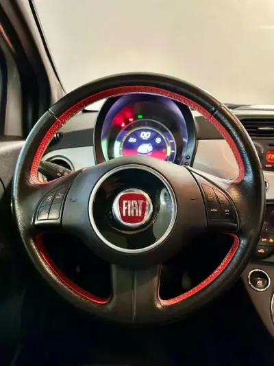 Fiat 500e 2015 - 10750 EUR, 89000 km - AUTO.MOTO.pt - 89000km - foto 13 de 26