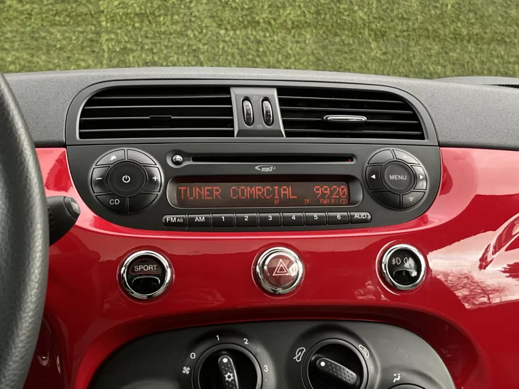 Fiat 500 2008 - 6750 EUR, 185000 km - AUTO.MOTO.pt - 185000km - foto 13 de 22