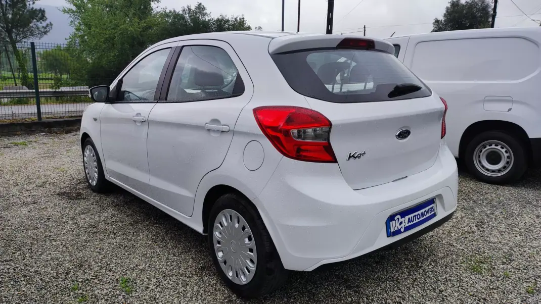 Ford KA 2017 - 9998 EUR, 0 km - AUTO.MOTO.pt - foto 20 de 21