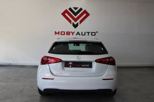 Mercedes-Benz A 180 2020 - 22900 EUR, 134336 km - AUTO.MOTO.pt - 134336km - foto 32 de 33