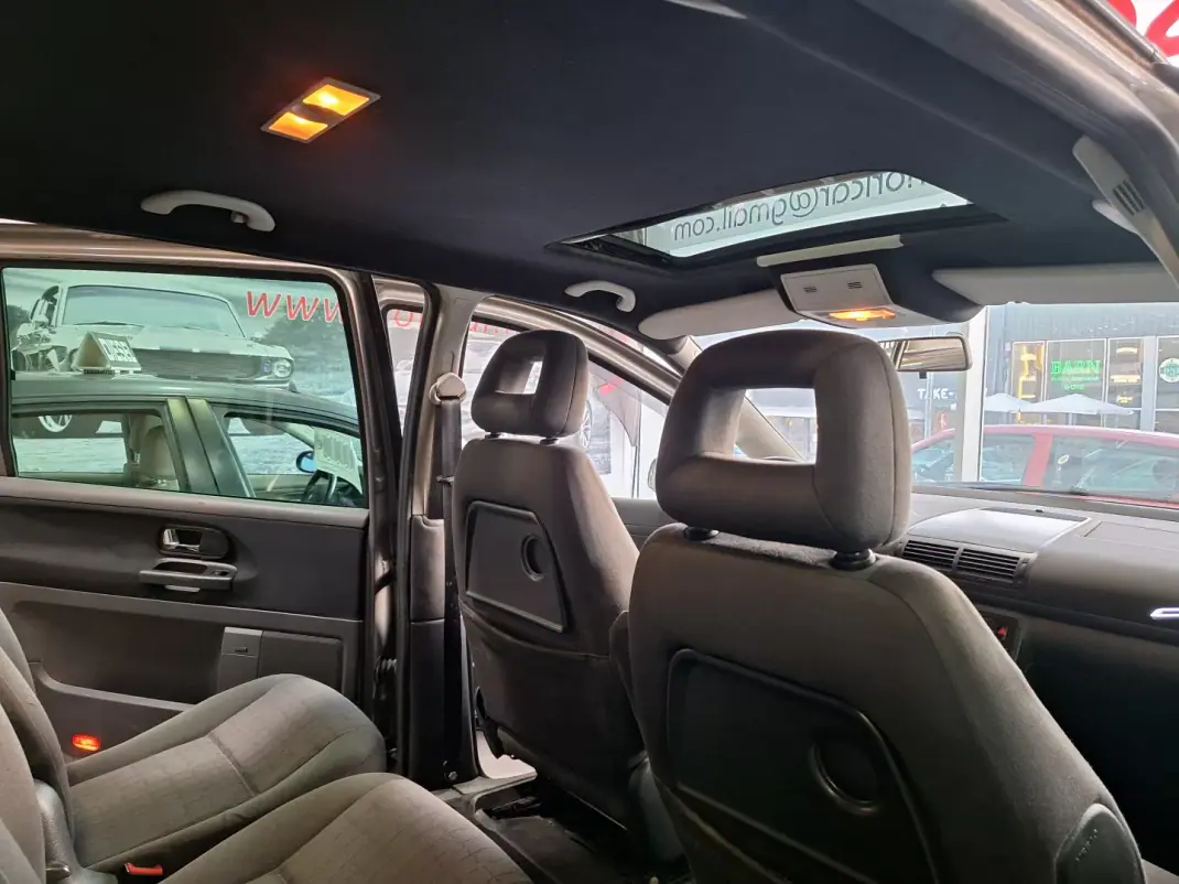 SEAT Alhambra 2007 - 4740 EUR, 314000 km - AUTO.MOTO.pt - 314000km - foto 16 de 17