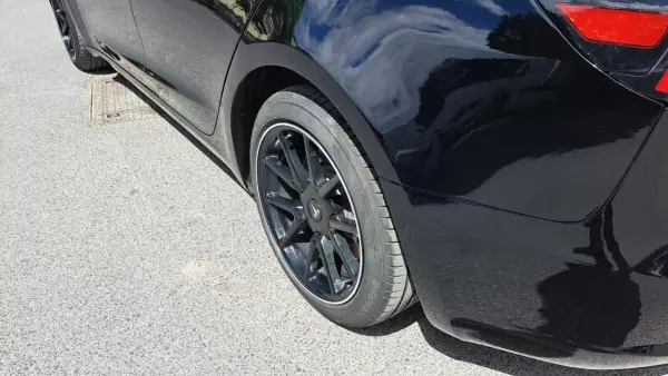 Tesla Model 3 2019 - 22500 EUR, 113000 km - AUTO.MOTO.pt - 113000km - foto 23 de 53