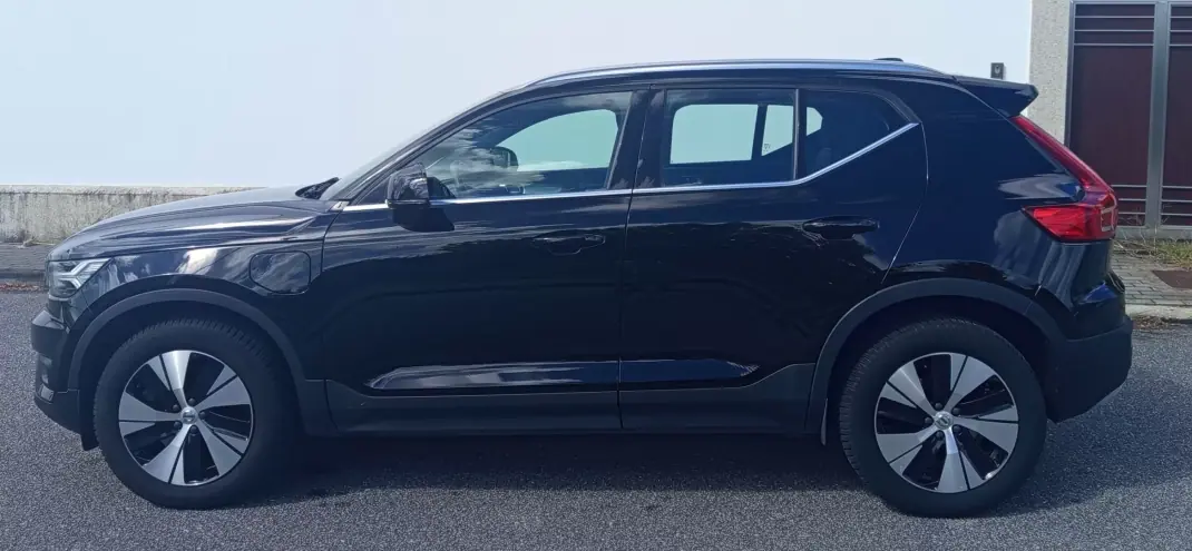 Volvo XC 40 2020 - 26990 EUR, 79100 km - 79100km - foto 5 de 21