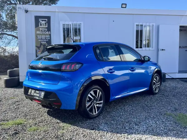 Peugeot 208 2020 - 16490 EUR, 128000 km - AUTO.MOTO.pt - 128000km - foto 2 de 20