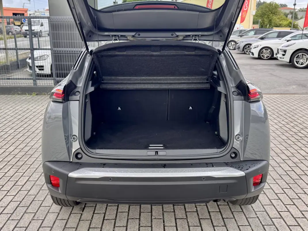Peugeot 2008 2024 - 20990 EUR, 30000 km - AUTO.MOTO.pt - 30000km - foto 19 de 20